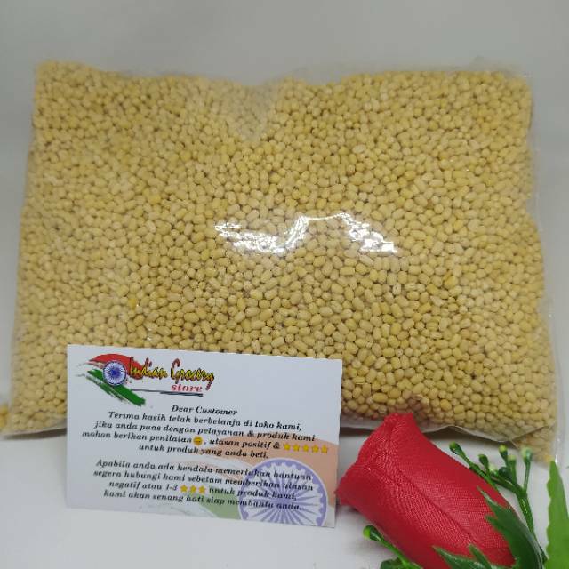 

WHITE URAD DAL WHOLE 500GR