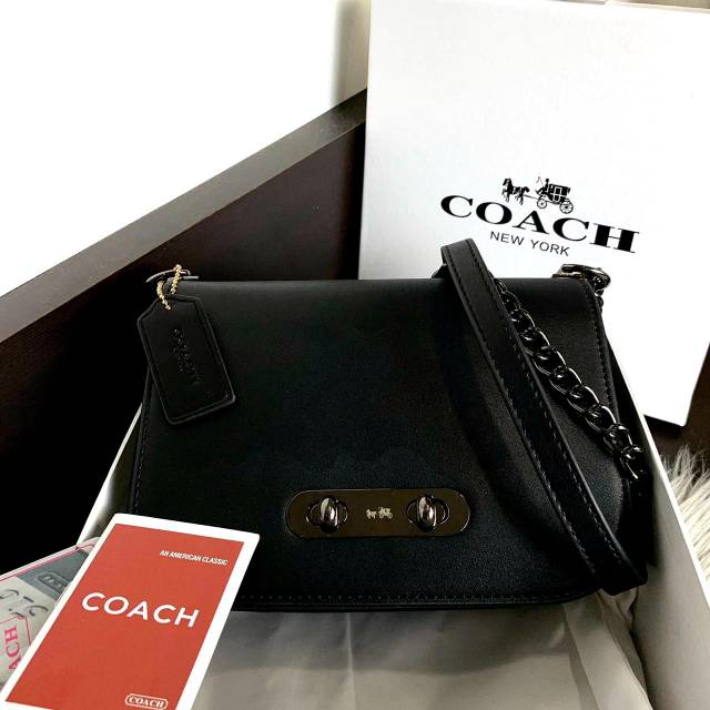 #C333 Swagger Glovetanned Leather Shoulder Bag
