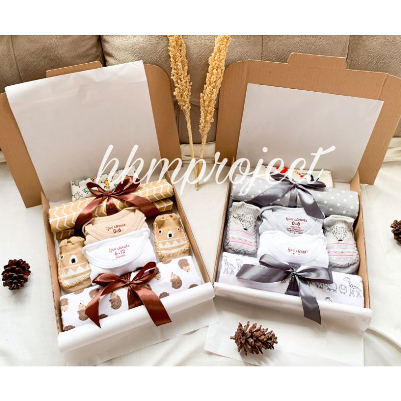 Hampers New Born Baby Girl / Boy Kado Bayi Lahiran Baju Bayi Sepatu Baby Bedong Gift Box Baby