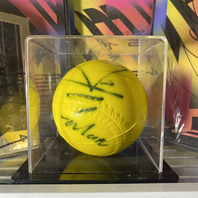 nct mark signed ball kmf 2017 korea music festival 2017