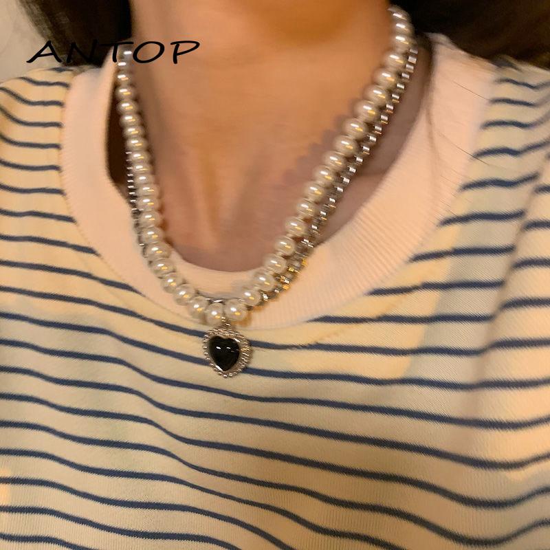 Kalung Rantai Klavikula Model Double Layer Aksen Mutiara Warna Hitam Gaya Retro Hip-Hop Untuk Wanita