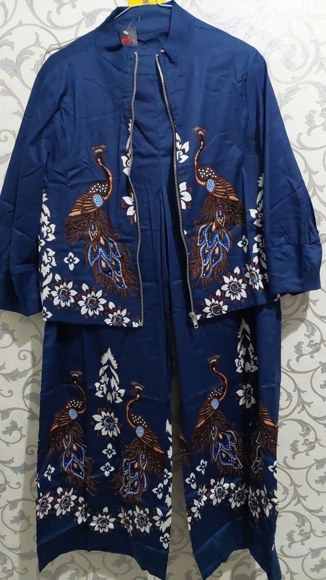 Maja - Bomber Jaket Batik Wanita