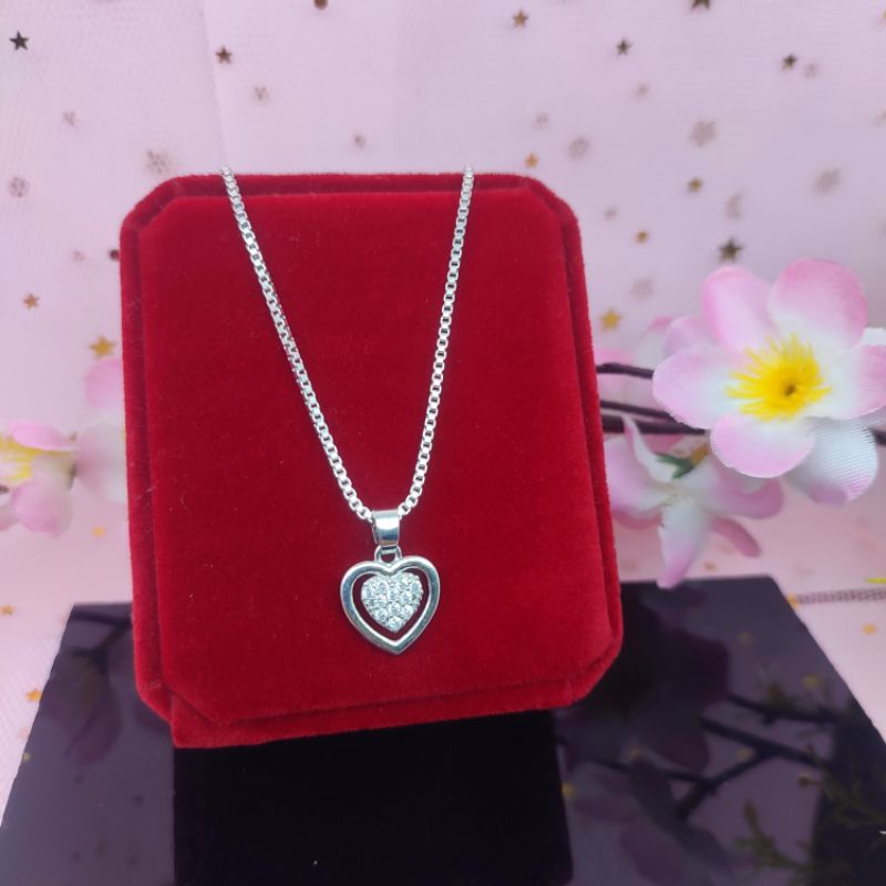 Kalung titanium silver liontin love