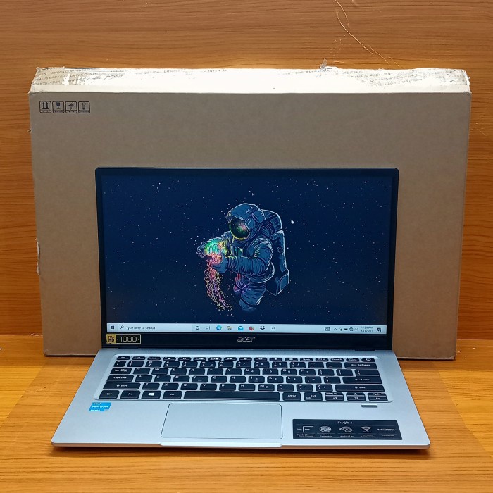 Laptop Acer Swift 1 Pentium Silver N6000 Ram 4gb/SSD 512GB like new