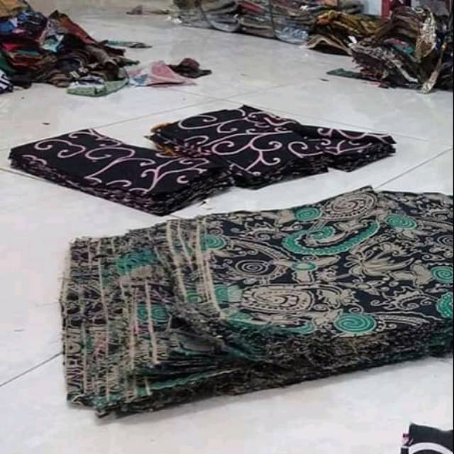 PERCA BATIK KAIN SISA POTONGAN KAIN BALPONG Shopee Indonesia