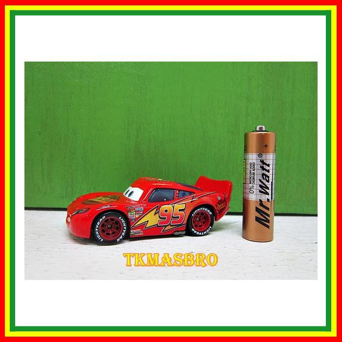 DIECAST DISNEY CARS MCQUEEN