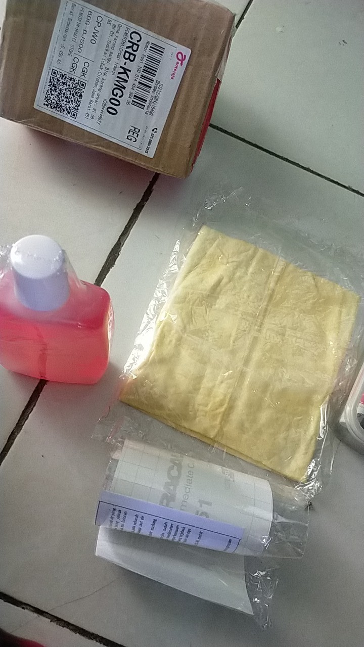 Obat Pembersih Jamur Kerak Kaca Mobil Penghilang Serbaguna
