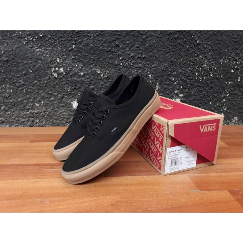 SEPATU IMPORT VANS AUTHENTIC BLACK GUM MONOSIZE WAFFLE DTMADE IN CHINA