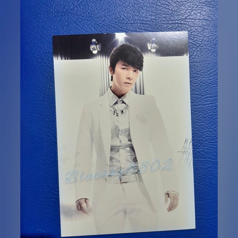 SUPER JUNIOR DONGHAE POSTCARD HERO