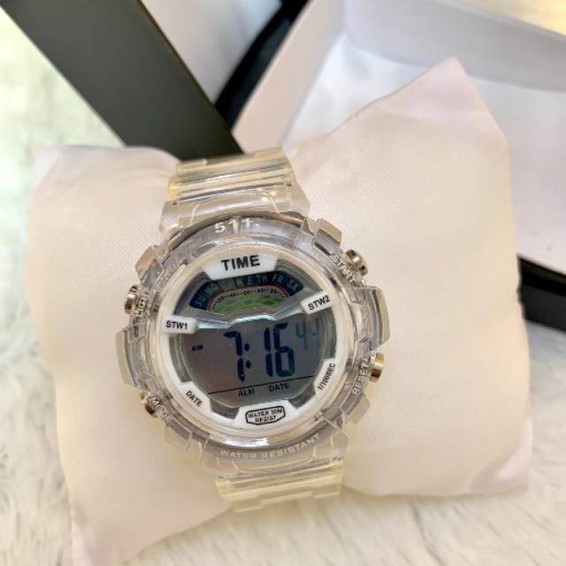 Jam tangan wanita sport