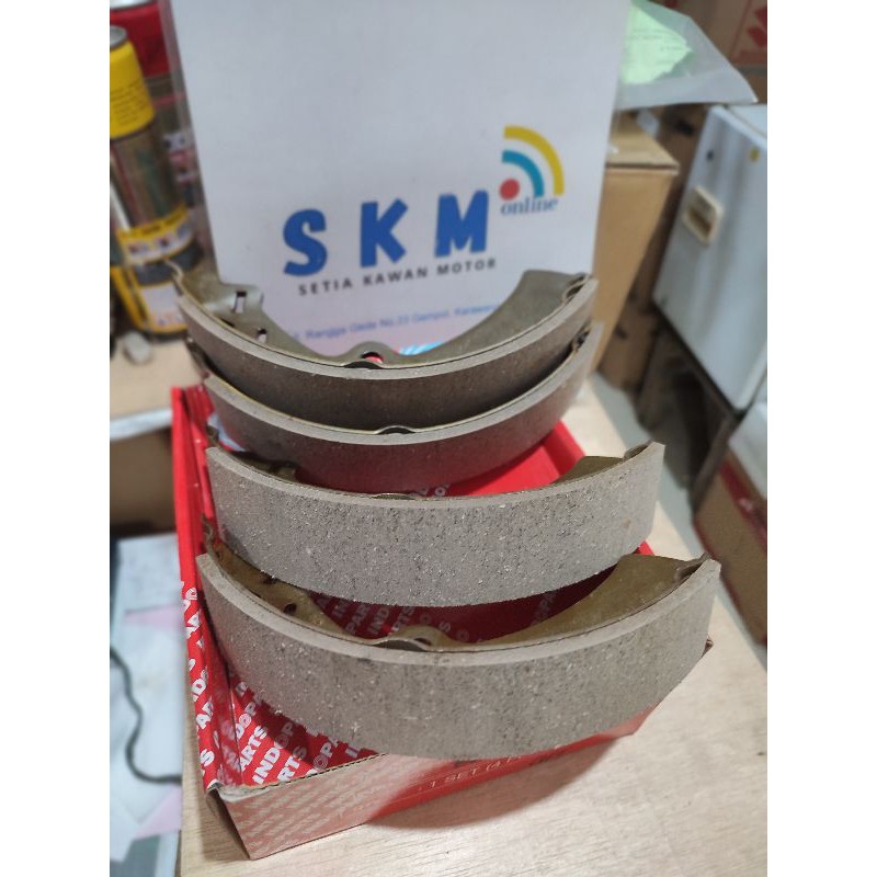 Kampas Rem Belakang Katana