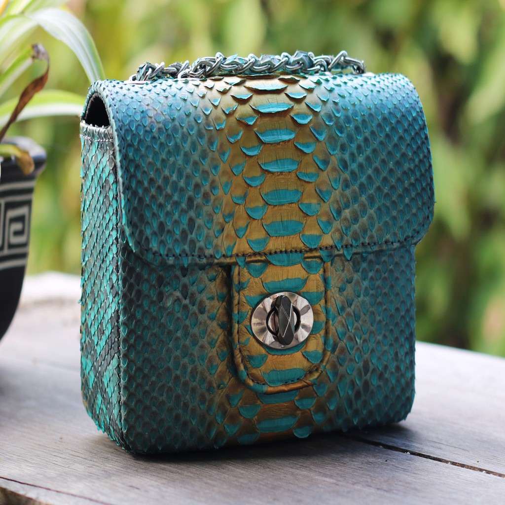 Tas Kulit Ular Asli-Tas Wanita-Chanel-XS-Turkish Gold