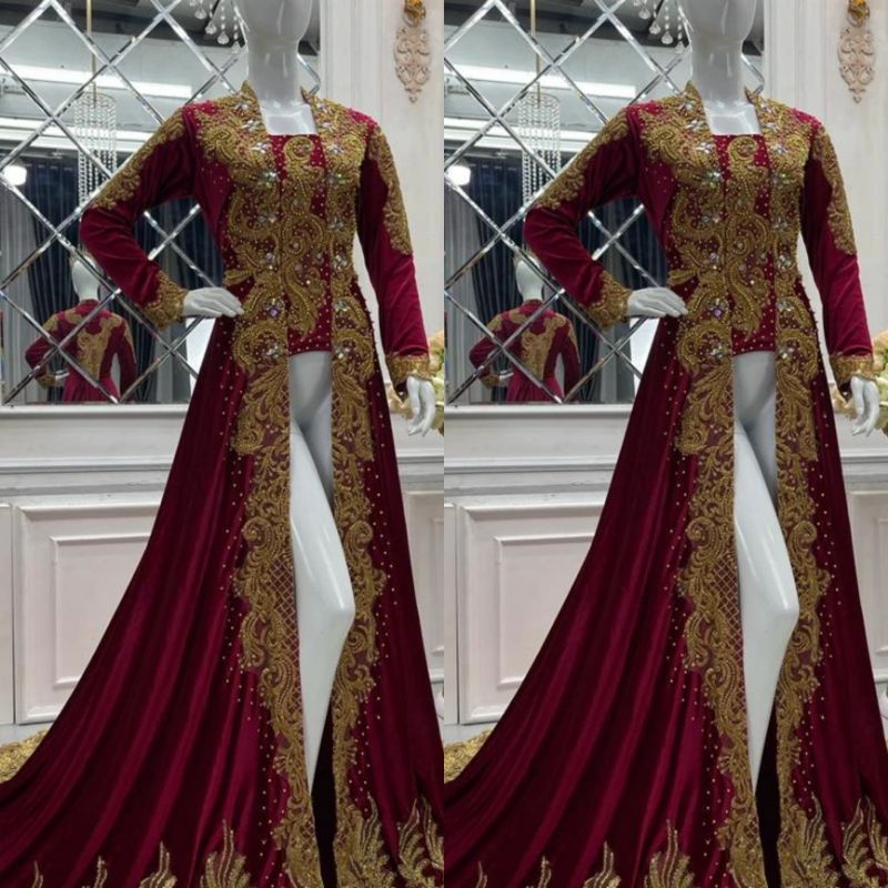 kebaya pengantin bludru Payet ekor panjang mewah dan cantik  di pakeynya