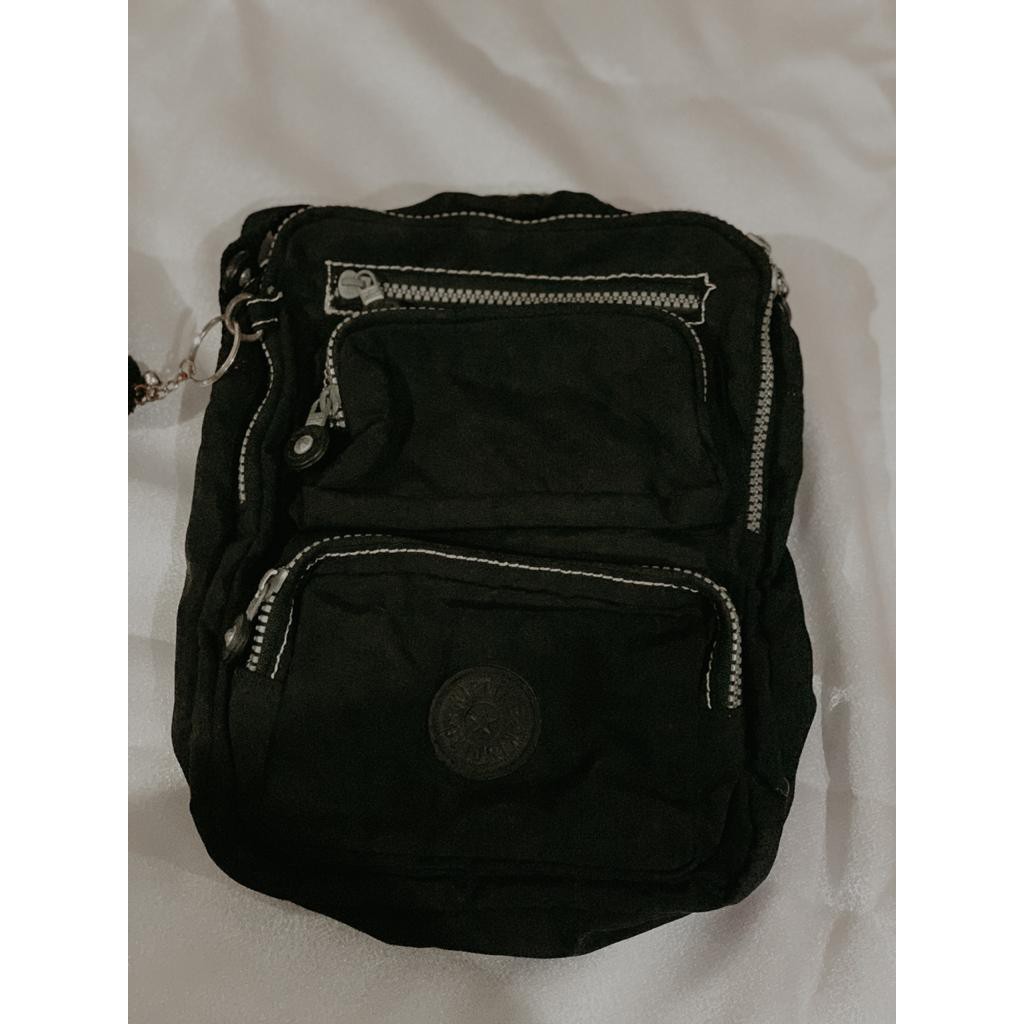 Tas selempang / Sling Bag anak hitam Kipling