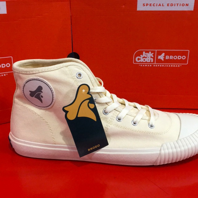 Sepatu Jakcloth X Brodo Vulcan Off white Original lokal brand