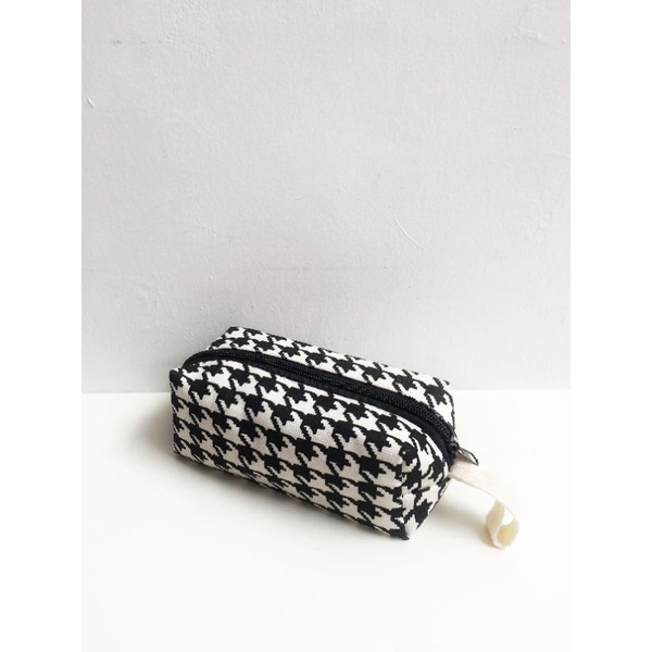 Dompet kosmetik / cosmetic pouch kanvas size 13x7x6