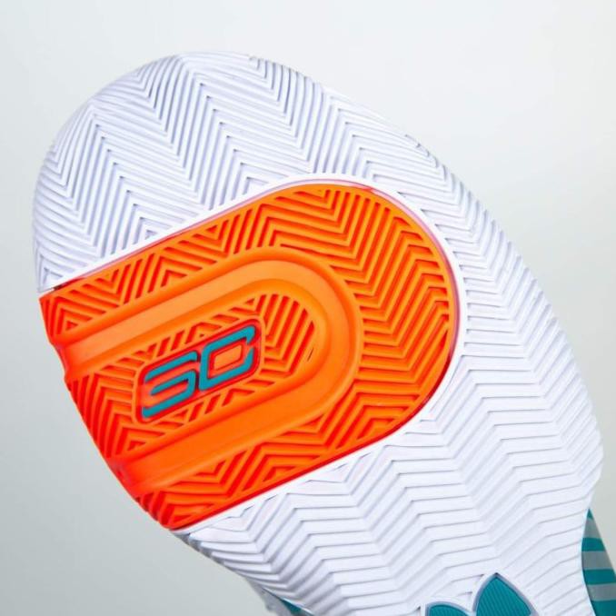 Sepatu Pria Basket Sport Ua Sc 3 Zero Iii White 100% Original Bnib Angmokio258