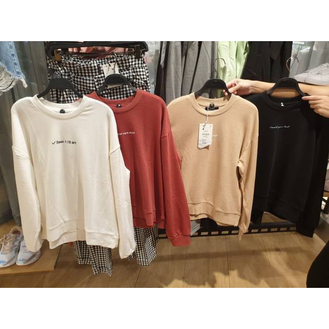 KOREA RAJUT LUCU HITAM BIRU LANGIT UNGU / SWEATER BERSHKA CEWEK ORIGINAL