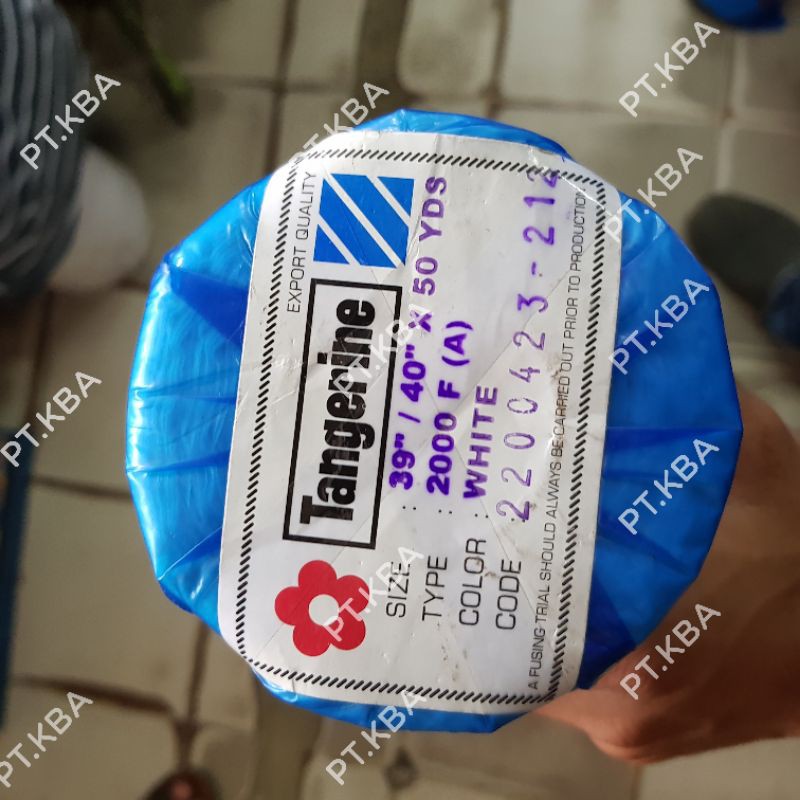 Yun KAIN KERAS KAPAS NON WOVEN 2000 F TANGERINE VISLIN