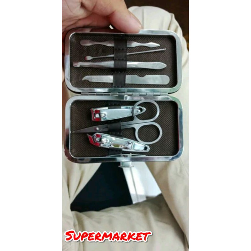 Alat Menicure Pedicure isi 7 Menipedi Set