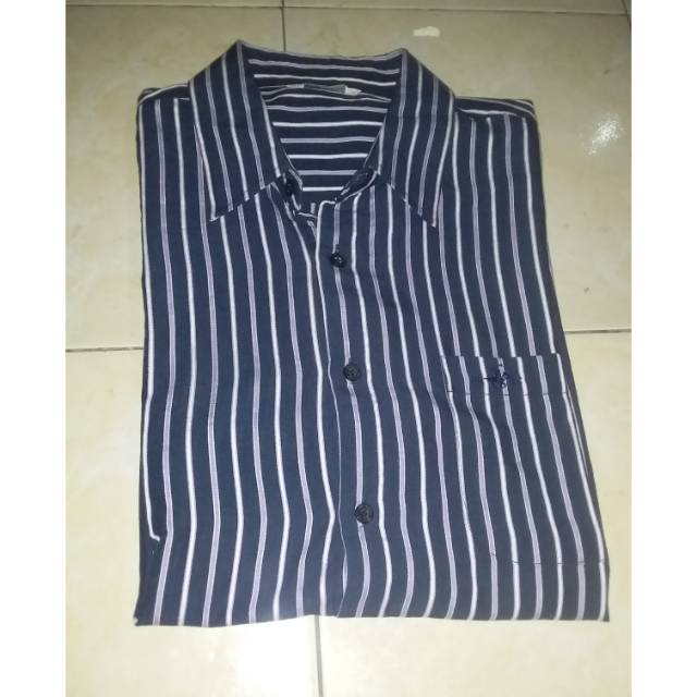 kemeja polo club bekas