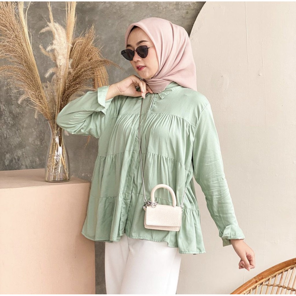 BEFAST - ZEC OOTD Wanita Blouse IREN / Sora Ruffle Tuft Blouse / Blouse Lengan Panjang / Blouse Kekiniaan Remaja / Terbaru 2022 / Blouse Casual Wanita / Blouse Polos Formal