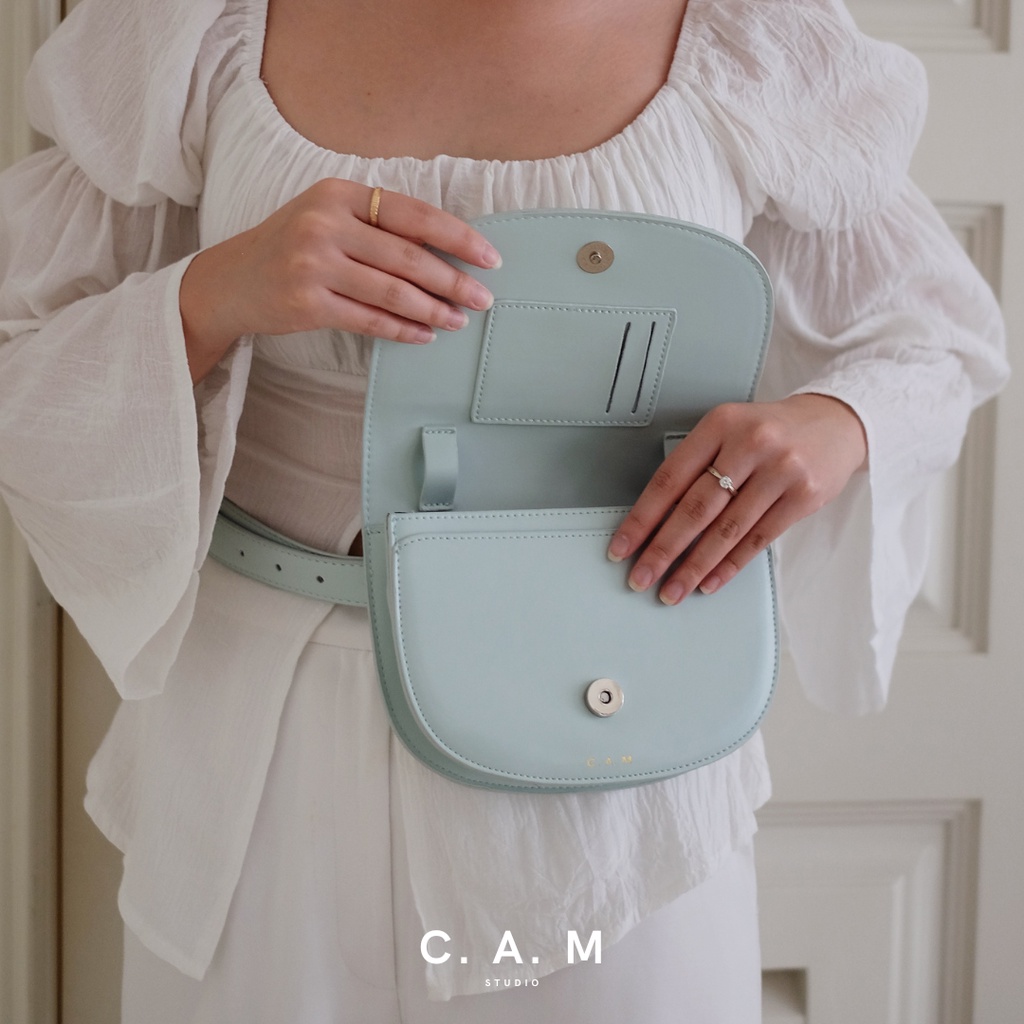 C. A. M studio - Emma Bag in Sky ( Tas Wanita )