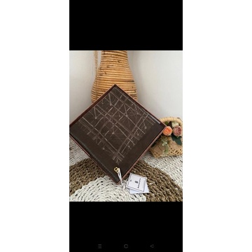 buttonscarves louvre teak