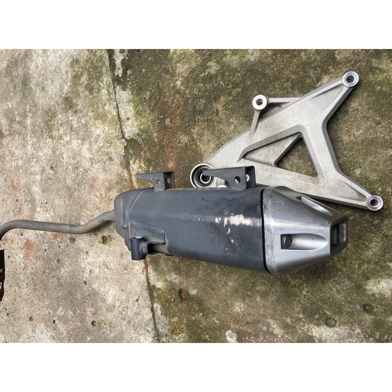 Knalpot Vario 125 New K60 + Swing Arm Original