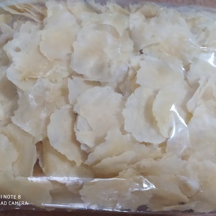 

Emping melinjo aceh mentah 500gr sangat tipis