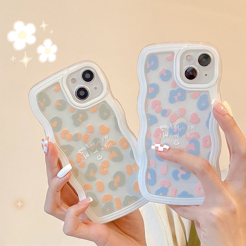 Soft Case Silikon TPU Motif Graffiti Hati Untuk Compatible for iPhone 14 13 12 11 Pro Max X Xr Xs Max iPhone 8 7 6 6s Plus Clear Love Heart Graffiti Phone Case Soft Silicone Anti-Drop TPU Shockproof Phone Protective Cover