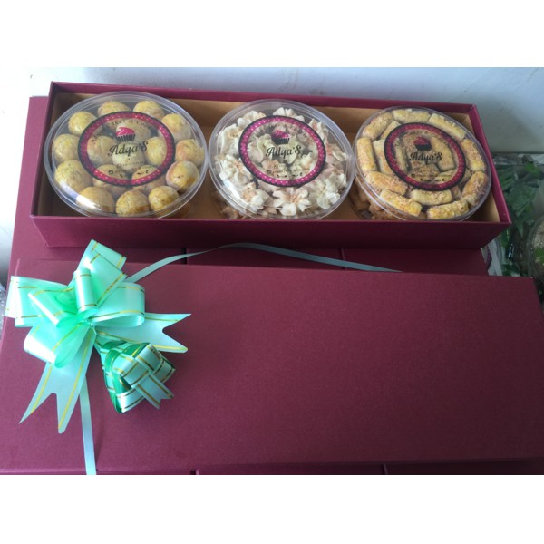 

parcel kue kering homemade