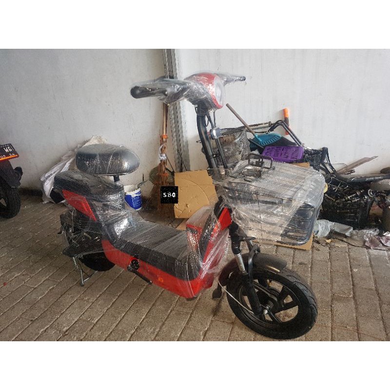 Sepeda Listrik Uwinfly redfish