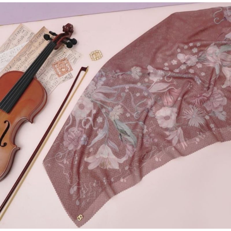 NEW The Nada Series Buttonscarves GIS