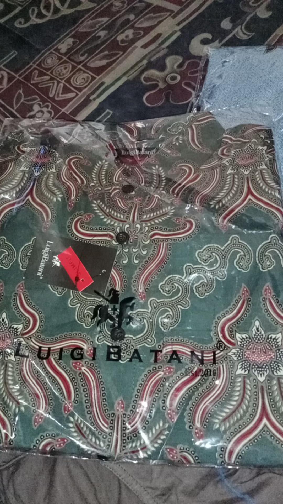 Kemeja Batik Pria Slim Fit Colindion Best Seller Cbs759
