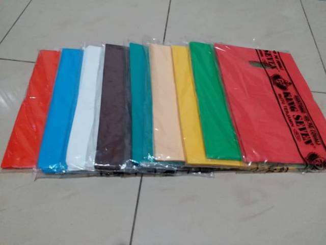 Kantong plastik oval handle polos 20 x 30