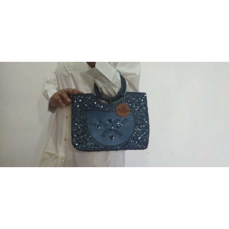 tas etnik pesta Bali manik kotak