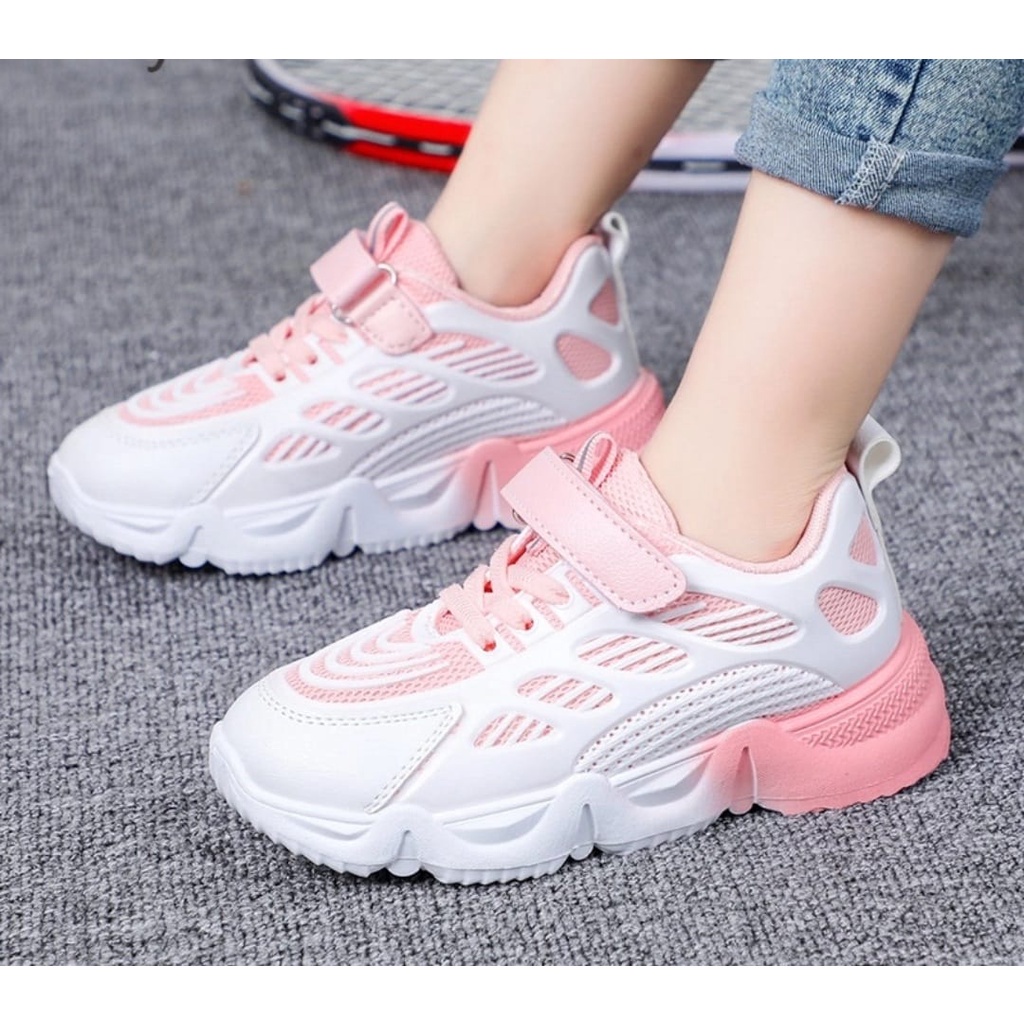 Madre Shoes Sepatu Sneakers Pria Wanita Anak Sekolah Untuk Olahraga Nongkrong Zumba Joging Running J
