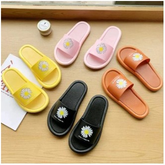 Sandal selop wanita motif bunga