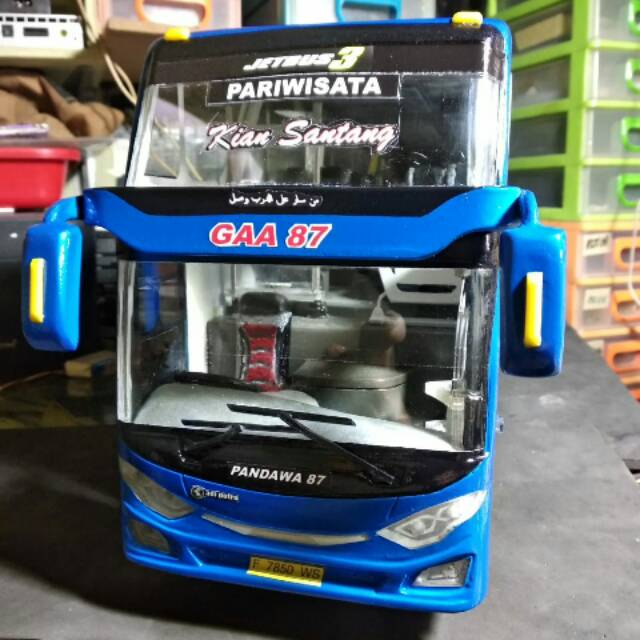 BUS MANIA, MINIATUR JET BUS skala 1:20
