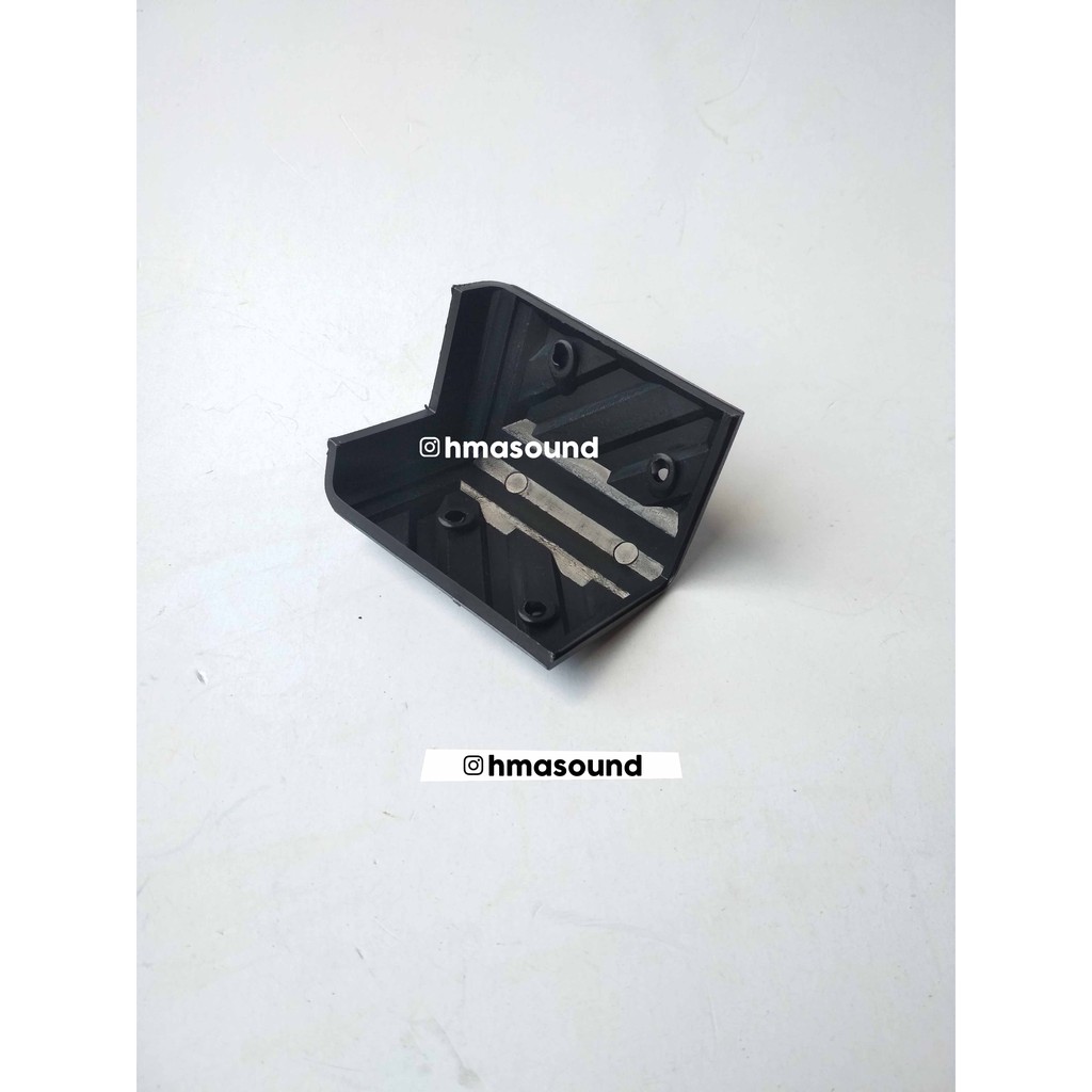 Siku Box Speaker Plastik Model Garis