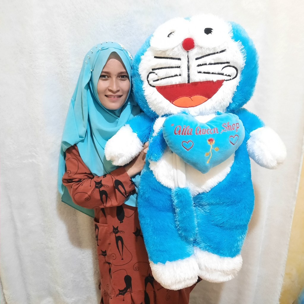 BONEKA DORAEMON JUMBO BERSIRI SYAL GRATIS cetak photo ATAU  UKIR NAMA