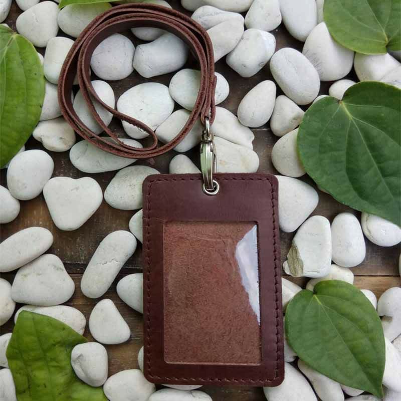 

Name tag kulit asli warna coklat tua