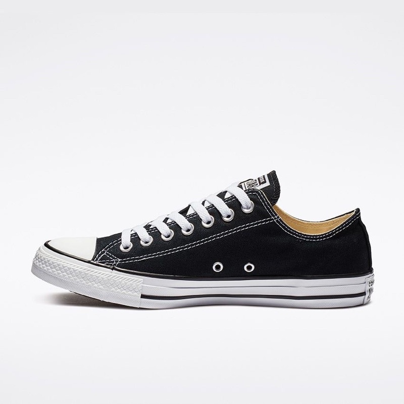 black converse 8