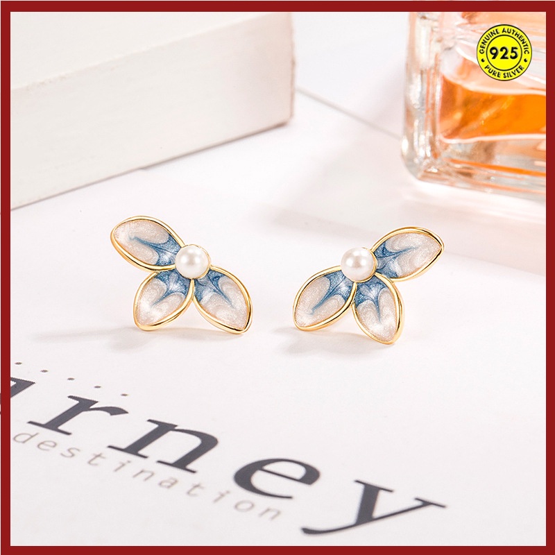 Anting Tusuk Motif Bunga Hias Mutiara Imitasi Warna Biru Muda Untuk Wanita / Musim Panas U928