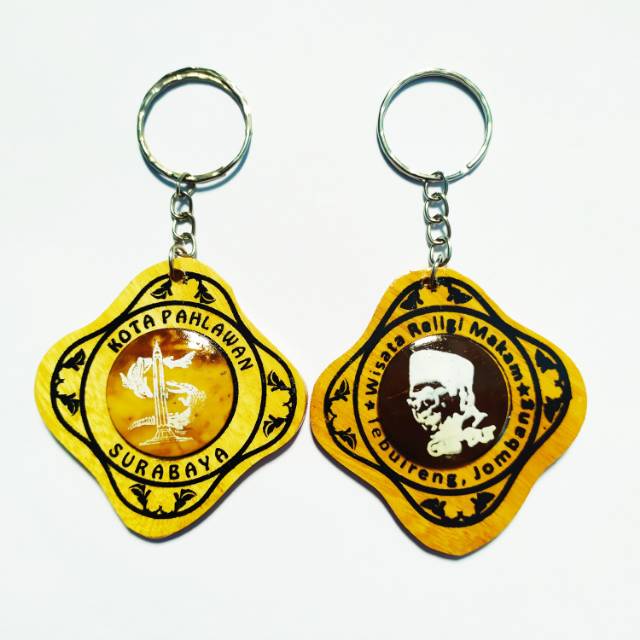 SOUVENIR GANTUNGAN KUNCI BUNGA KAYU