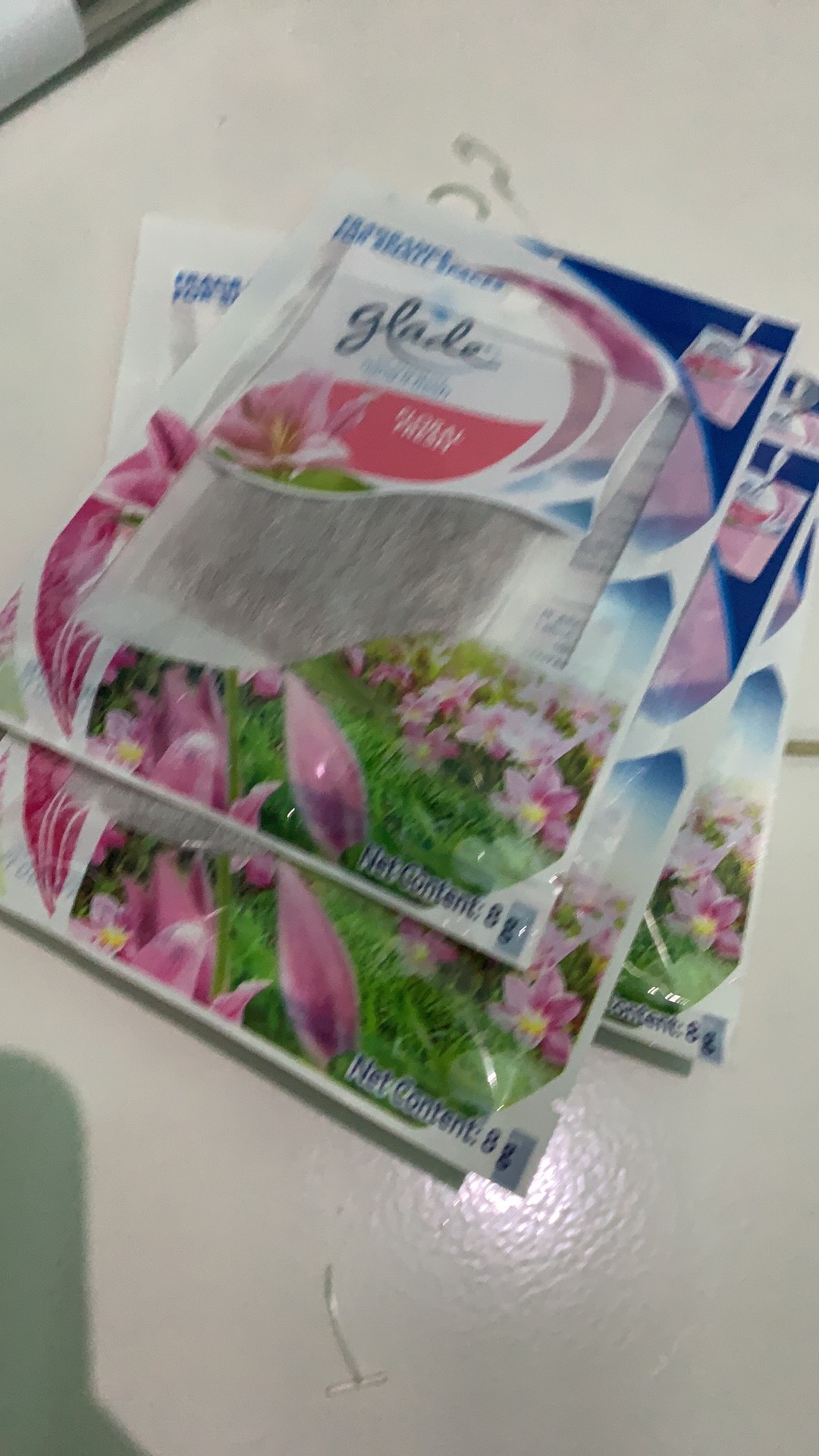 Glade Hang It Fresh Lavender 8g = 2pcs