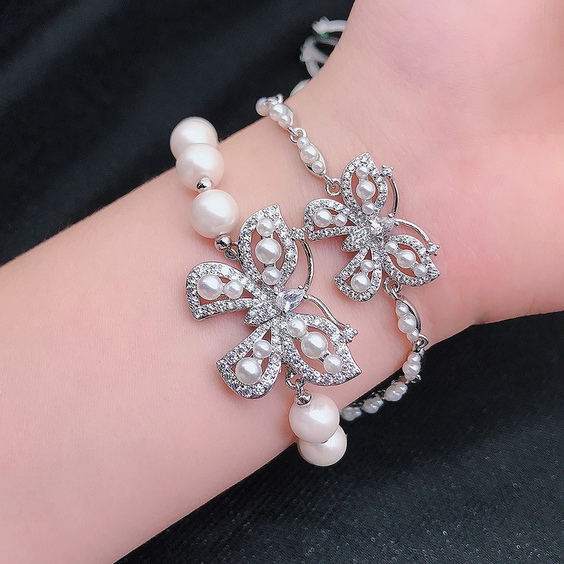 [Ready Stock]Fashion Personality Bow Pearl Bracelet Full Diamond Butterfly Bracelet