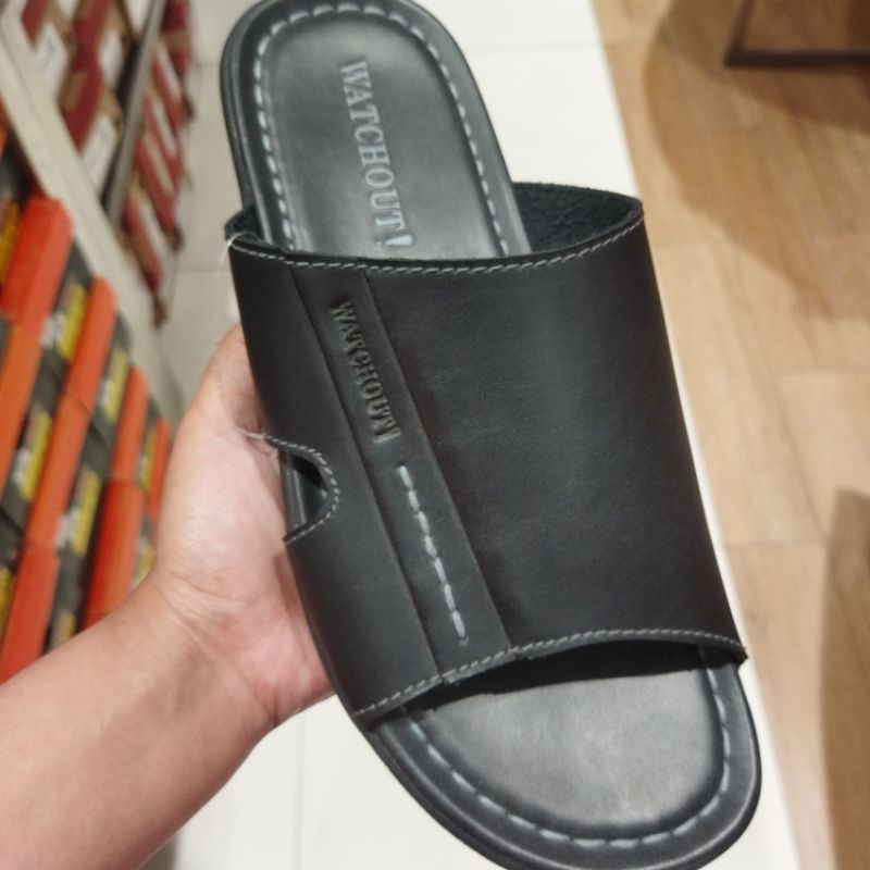sandal pria watchout