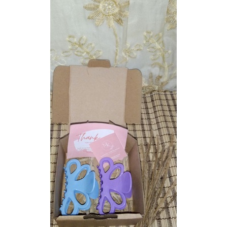 

hampers jepitan